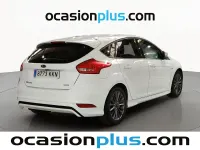Usado Ford Focus ST-Line 125 CV (91 kW) 2018 Blanco Utilitario