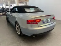 Usado Audi A5 Cabriolet 190 CV (139 kW) 2011 Gris / plata Descapotable