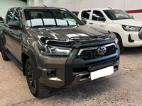 Usado Toyota HiLux 204 CV (150 kW) 2021 Verde Pickup/Camioneta