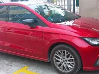 Usado Seat Ibiza FR 110 CV (80 kW) 2023 Rojo Utilitario