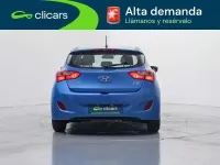 Usado Hyundai i30 120 CV (88 kW) 2017 Azul Utilitario