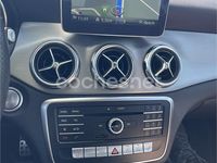 Usado Mercedes GLA180 122 CV (89 kW) 2019 Blanco SUV