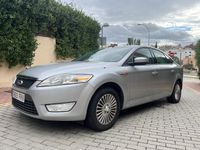 Usado Ford Mondeo Titanium 140 CV (102 kW) 2007 Plata metalizado Berlina