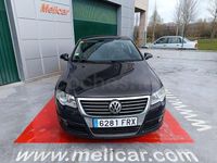 Usado VW Passat Highline 140 CV (102 kW) 2007 Negro Berlina
