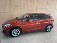 Usado BMW 225 Active Tourer iPerformance 220 CV (161 kW) 2021 Granate Monovolumen