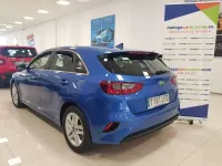 Usado Kia Ceed 120 CV (88 kW) 2021 Azul Utilitario
