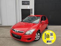 Usado Hyundai i30 Style 126 CV (92 kW) 2010 Rojo Berlina