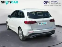 Usado Mercedes B180 Advantage 116 CV (85 kW) 2020 Blanco Utilitario