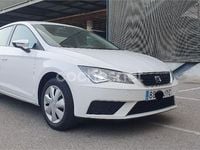 Usado Seat Leon Style 110 CV (80 kW) 2017 Blanco Berlina