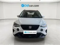 Usado Seat Arona Style Plus 110 CV (80 kW) 2022 Blanco SUV