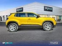 Begagnad Jeep Avenger Altitude 100 HK (73 kW) 2025 Gul SUV