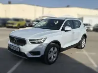 Usado Volvo XC40 Momentum 163 CV (119 kW) 2022 Blanco SUV
