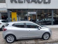 Usado Renault Clio V Zen 101 CV (74 kW) 2020 Gris / plata Berlina