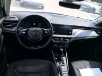 Usado Skoda Kamiq Ambition 110 CV (80 kW) 2021 Blanco SUV