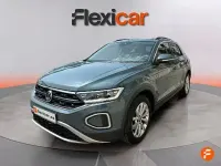 Usado VW T-Roc Business 115 CV (84 kW) 2024 Azul SUV