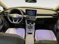 Usado Seat Leon Style 115 CV (84 kW) 2025 Azul Familiar