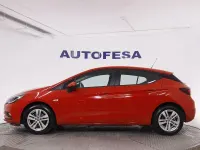 Usado Opel Astra Selective 125 CV (91 kW) 2018 Rojo