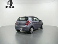 Usado Hyundai i20 Comfort 78 CV (57 kW) 2009 Gris / plata Utilitario