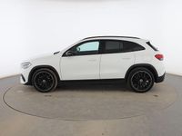 Usado Mercedes GLA200 AMG line 163 CV (119 kW) 2022 Blanco SUV