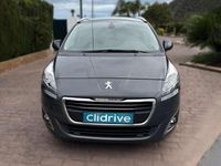 Usado Peugeot 5008 Active 114 CV (83 kW) 2014 Gris Monovolumen