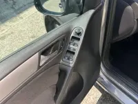 Usado VW Golf VI Advance 105 CV (77 kW) 2011 Gris Utilitario