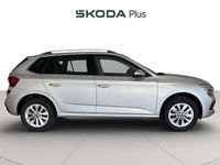 Usado Skoda Kamiq Selection 115 CV (84 kW) 2025 Gris plata SUV