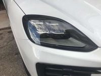 Usado Porsche Cayenne 470 CV (345 kW) 2024 Blanco SUV