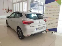Usado Renault Clio LIMITED 91 CV (66 kW) 2021 Plateado Utilitario