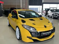 Usado Renault Mégane Coupé R.S. 250 CV (183 kW) 2010 Amarillo Coupe