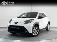 Usado Toyota Aygo X Play 72 CV (52 kW) 2024 Blanco SUV