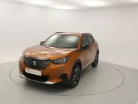 Usado Peugeot 2008 Allure 101 CV (74 kW) 2023 Naranja SUV