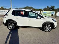 Usado Peugeot 2008 Allure 131 CV (96 kW) 2019 Blanco SUV