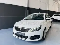 Używany Peugeot 308 SW Style 100 KM (73 kW) 2019 Biały Kombi