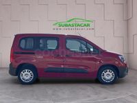 Usado Opel Combo Life Edition 131 CV (96 kW) 2021 Rojo Monovolumen