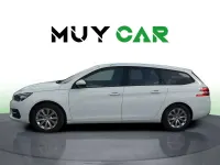 Usado Peugeot 308 SW Style 131 CV (96 kW) 2021 Blanco Familiar