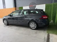 Usado Peugeot 308 SW Business-Line 131 CV (96 kW) 2019 Gris / plata Familiar
