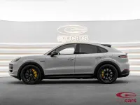 Usado Porsche Cayenne Turbo E-Hybrid 740 CV (544 kW) 2025 Gris SUV