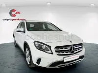 Usado Mercedes GLA200 136 CV (100 kW) 2018 Blanco SUV