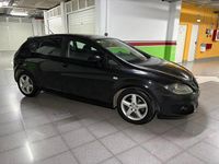 Käytetty Seat Leon Reference 90 HP (66 kW) 2012 Musta