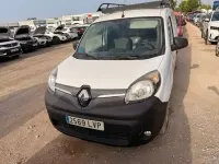 Usado Renault Kangoo 44 kW (60 CV) 2021 Blanco Monovolumen