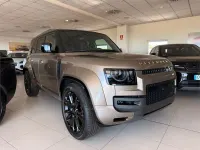 Nuevo Land Rover Defender 635 CV (467 kW) 2026 Petra cooper SUV