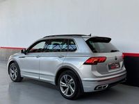 Usado VW Tiguan R-line 150 CV (110 kW) 2021 Gris / plata SUV