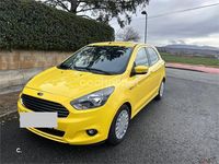 Usado Ford Ka Plus Ultimate 85 CV (62 kW) 2017 Amarillo Utilitario