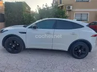 Usado Jaguar E-Pace R-Dynamic 240 CV (176 kW) 2018 Blanco SUV