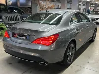 Usado Mercedes CLA200 136 CV (100 kW) 2015 Gris / plata Berlina