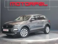 Usado VW T-Roc Advance 116 CV (85 kW) 2021 Gris SUV