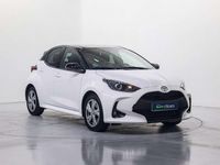 Usado Toyota Yaris Hybrid Business Edition 75 CV (55 kW) 2024 Blanco Berlina