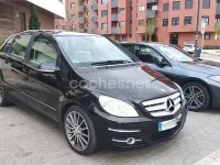 Usado Mercedes B180 109 CV (80 kW) 2009 Negro Monovolumen