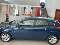 Usado Ford Focus Trend 120 CV (88 kW) 2018 Azul Berlina
