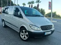 Usado Mercedes Viano 150 CV (110 kW) 2005 Gris / plata Monovolumen